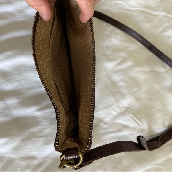 Lucky Brand cross body - Picture 2 of 3